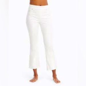 SPANX ON THE GO KICK FLARE PANT WITH ULTIMATE OPACITY SIZE MEDIUM TALL